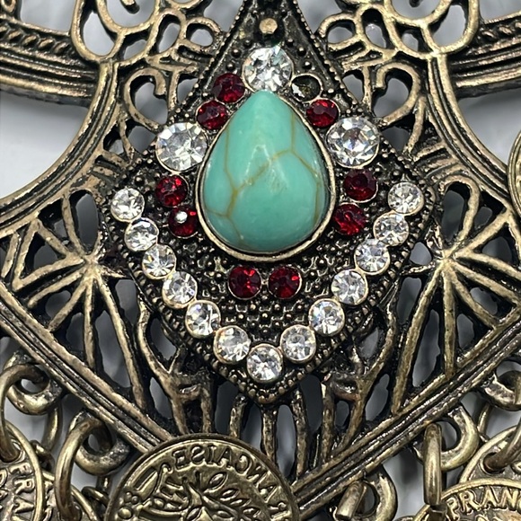 Dangling chains coins with Howlite & crystal center pice antique gold finish - Picture 3 of 4